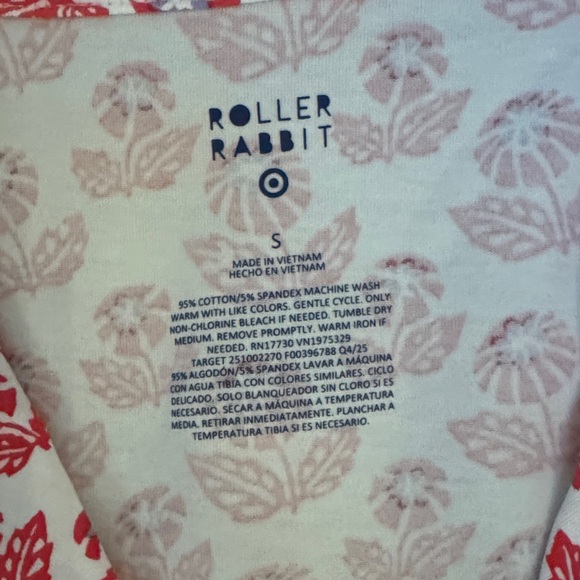Roller Rabbit X Target. Red, purple, and white Leaf Print set - Picture 2 of 4